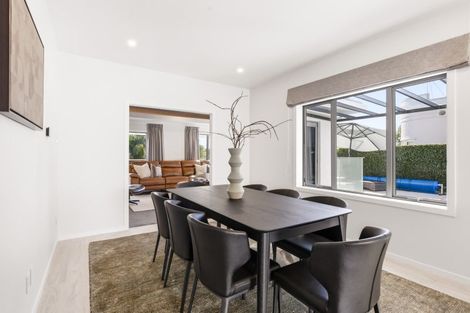 Photo of property in 1 Woodstock Road, Fairfield, Hamilton, 3214