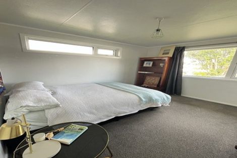 Photo of property in 42 Conclusion Street, Ascot Park, Porirua, 5024
