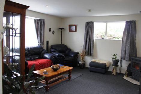 Photo of property in 16a Stanton Place, Woodend, 7610