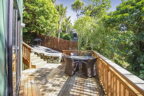 Photo of property in 181 Woodlands Park Road, Titirangi, Auckland, 0604