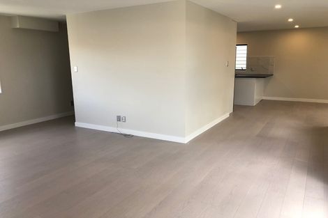 Photo of property in 10c Woodall Place, Totara Vale, Auckland, 0627