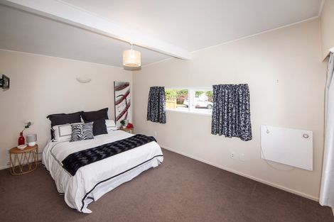 Photo of property in 3 Silverbirch Grove, Churton Park, Wellington, 6037