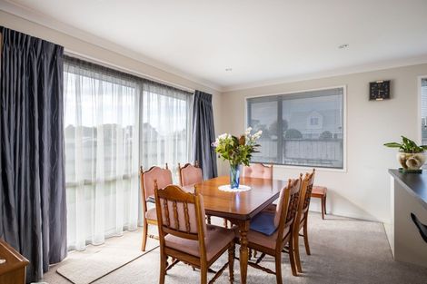 Photo of property in 1 Honeyfield Drive, Whalers Gate, New Plymouth, 4310