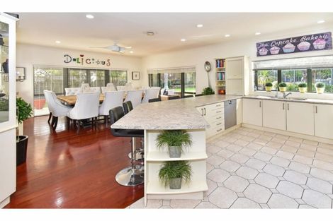 Photo of property in 21 Del Mar Court, Shamrock Park, Auckland, 2016