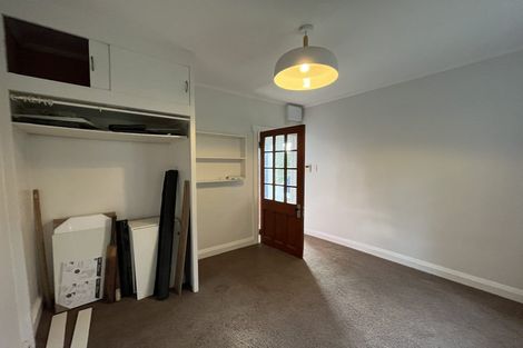 Photo of property in 94 Sutherland Road, Melrose, Wellington, 6023