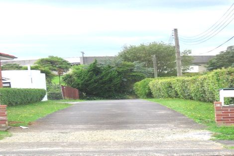 Photo of property in 2/33 Hamlin Road, Mount Wellington, Auckland, 1060