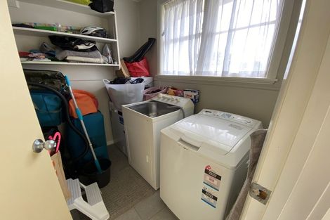 Photo of property in 31 Douglas Crescent, Fairfield, Hamilton, 3214