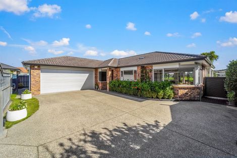 Photo of property in 232a Centreway Road, Orewa, 0931