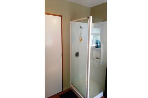 Photo of property in 32 Avalon Crescent, Fernhill, Queenstown, 9300