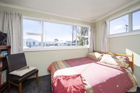 Photo of property in 17 Grey Street, Hawera, 4610