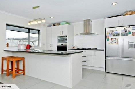 Photo of property in 6 Allgood Place, Rototuna North, Hamilton, 3210