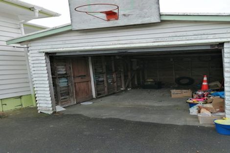 Photo of property in 1/3170 Great North Road, New Lynn, Auckland, 0600