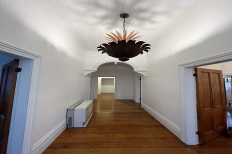 Photo of property in 77 Hine Street, New Plymouth, 4310
