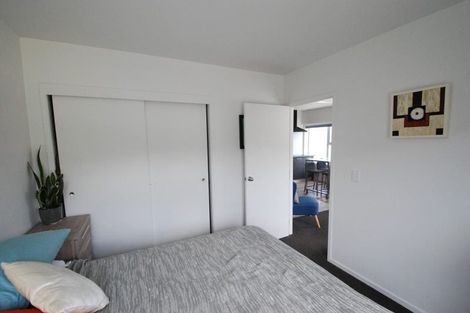 Photo of property in 11/32 Akaroa Drive, Maupuia, Wellington, 6022