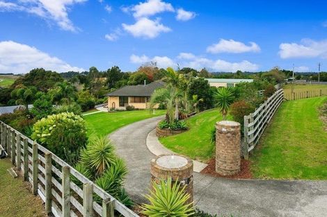 Photo of property in 6 Top Road, Dairy Flat, Albany, 0792