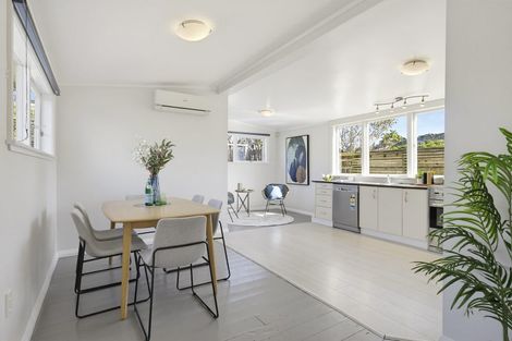 Photo of property in 26 Avon Street, Island Bay, Wellington, 6023