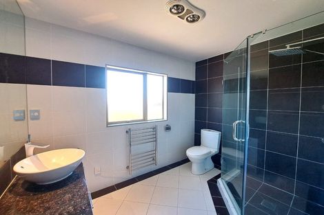 Photo of property in 91a Kyle Road, Greenhithe, Auckland, 0632