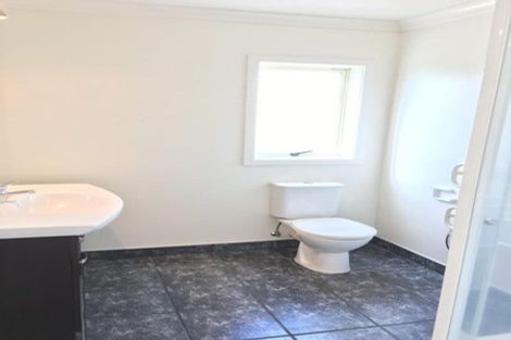 Photo of property in 76 Hugh Green Drive, Pinehill, Auckland, 0632