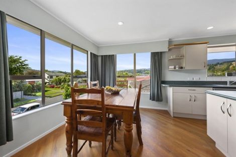 Photo of property in 24 Brightwater Crescent, Totara Park, Upper Hutt, 5018
