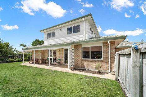 Photo of property in 4 Caversham Drive, Torbay, Auckland, 0630