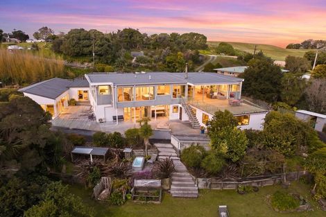 Photo of property in 1 Munro Street, Onerahi, Whangarei, 0110