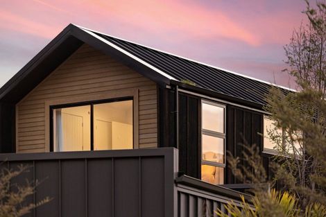 Photo of property in 25 Double Cone Road, Jacks Point, Queenstown, 9371
