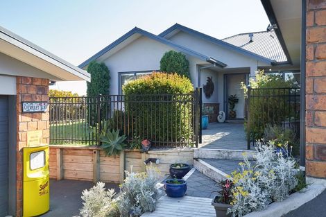 Photo of property in 16 Olive Close, Omokoroa, 3114