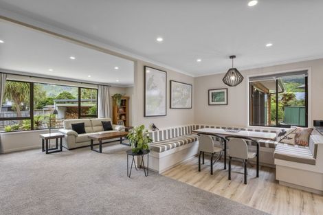 Photo of property in 6b Lady Cobham Grove, Anakiwa, Picton, 7281