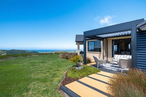 Photo of property in 229 Eskridge Drive, Eskdale, Napier, 4182