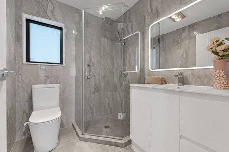 Photo of property in 14a York Road, Papatoetoe, Auckland, 2104