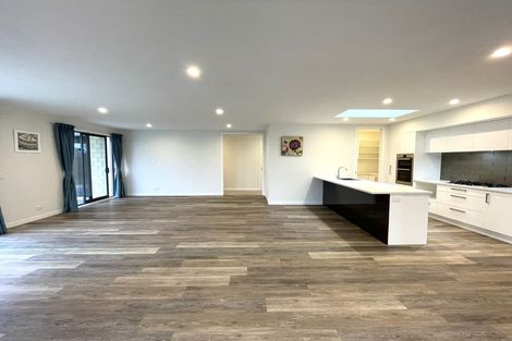 Photo of property in 7 Benmore Place, Poraiti, Napier, 4112