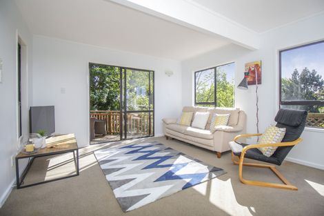 Photo of property in 181 Woodlands Park Road, Titirangi, Auckland, 0604
