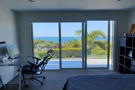 Photo of property in 72 Churchill Road, Murrays Bay, Auckland, 0630