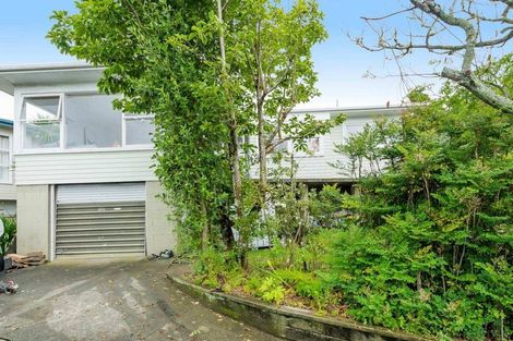 Photo of property in 50 Potter Avenue, Northcote, Auckland, 0627