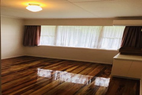 Photo of property in 42 Mcfarlane Street, Oakura, 4314