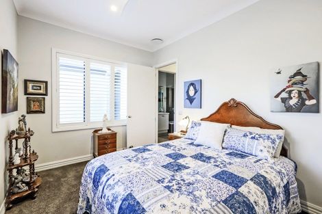 Photo of property in 16 Hunter Drive, Awatoto, Napier, 4110