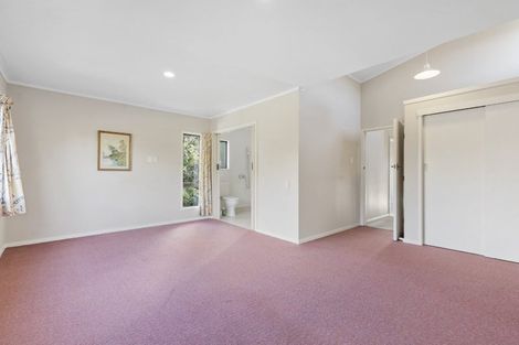 Photo of property in 106 Atawhai Road, Fitzherbert, Palmerston North, 4410