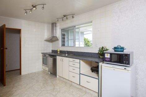 Photo of property in 6 Hornsby Street, Carterton, 5713