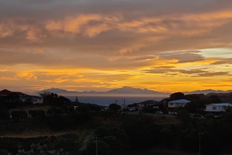 Photo of property in 25a Houghton Bay Road, Houghton Bay, Wellington, 6023