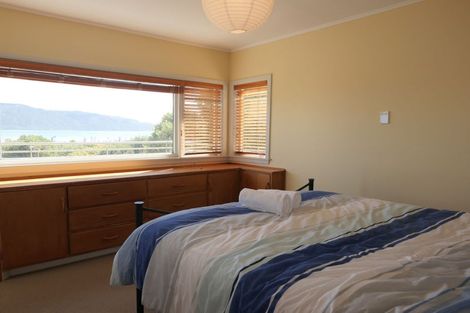 Photo of property in 77 Manly Street, Paraparaumu Beach, Paraparaumu, 5032