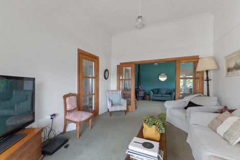 Photo of property in 14 Broadway, Picton, 7220