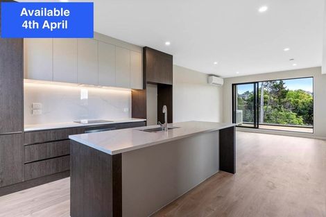 Photo of property in 6/64 Pupuke Road, Hillcrest, Auckland, 0627