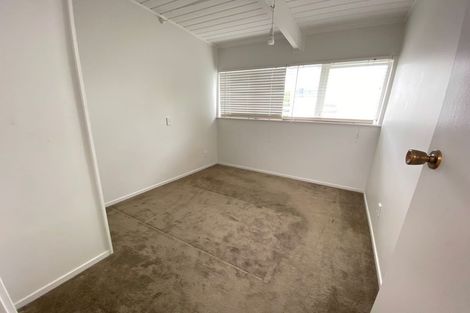 Photo of property in 156 Bleakhouse Road, Mellons Bay, Auckland, 2014