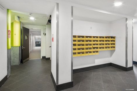 Photo of property in 2a/1 Hanson Street, Mount Cook, Wellington, 6021