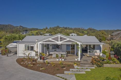 Photo of property in 9 Charles Green Drive, Cooks Beach, Whitianga, 3591