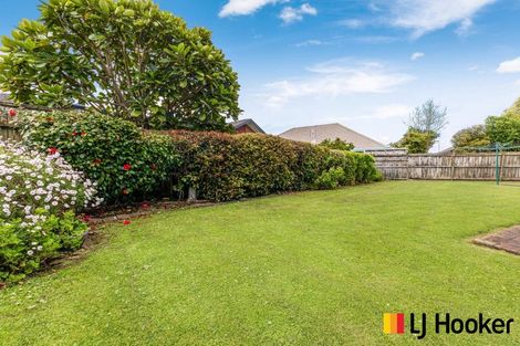 Photo of property in 5 Trossach Place, Wattle Downs, Auckland, 2103