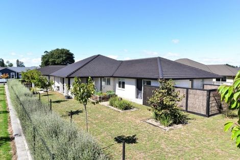 Photo of property in 23 Plescher Crescent, Leamington, Cambridge, 3432