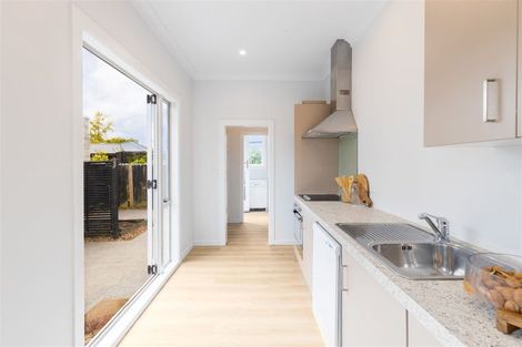 Photo of property in 129 Innes Road, St Albans, Christchurch, 8052