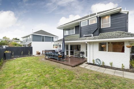 Photo of property in 23b Pahiatua Street, Hokowhitu, Palmerston North, 4410