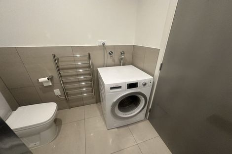Photo of property in Wyndham Gardens Apartments, 30 Red Oaks Drive, Frankton, Queenstown, 9300